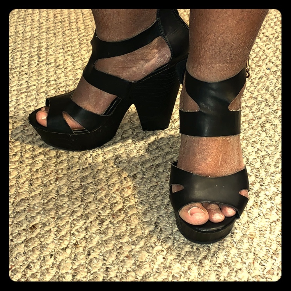 Guess black Wedge sandals